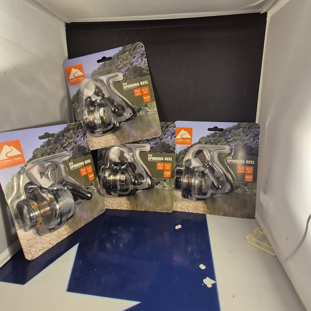 Ozark Trail Spinning Reel - Silver and Gold Accents - Picture 5 of 5